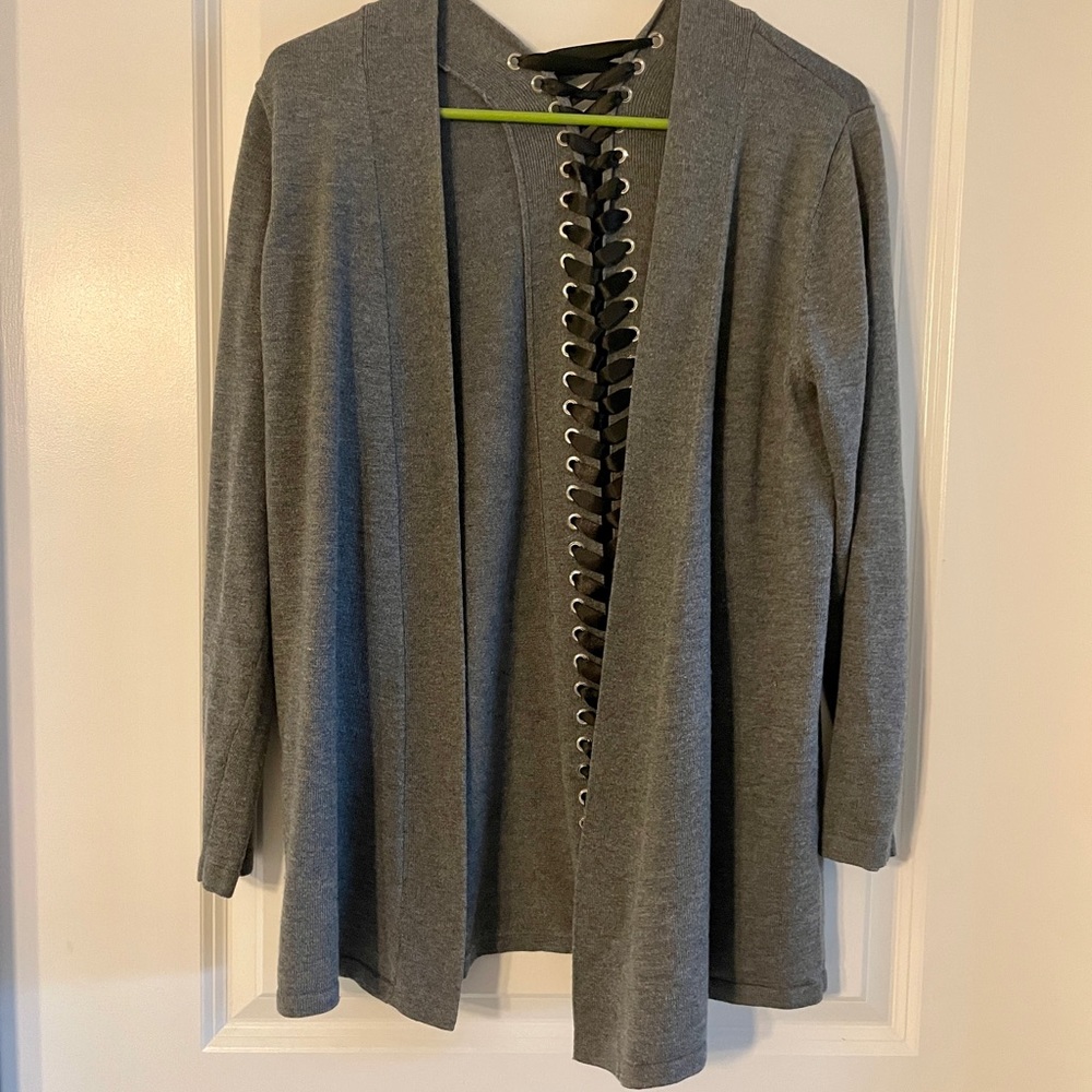 Gray cardigan with ribbon detail